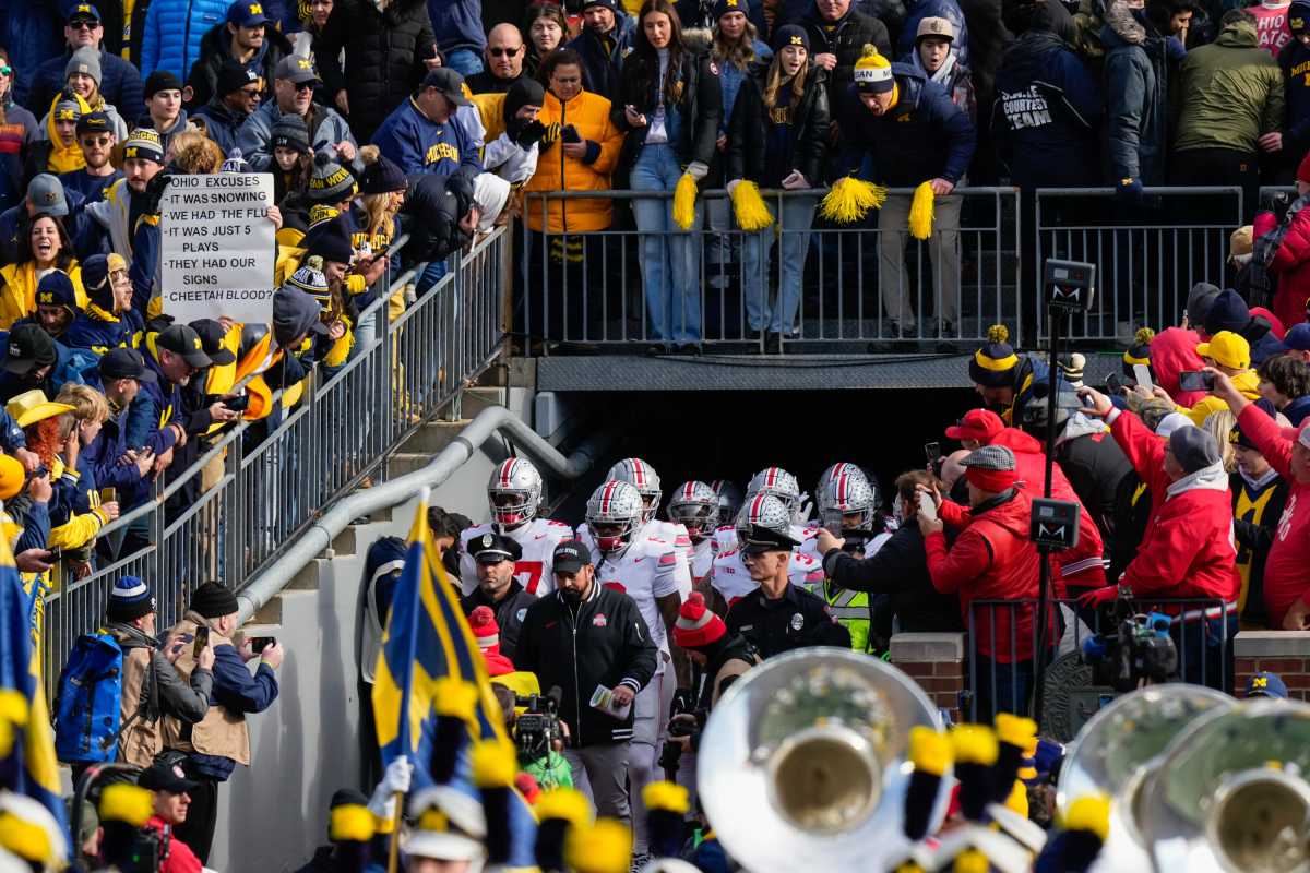 Spoiled College Football Fanbase Roasting Rivals After Massive Recruiting Whiff