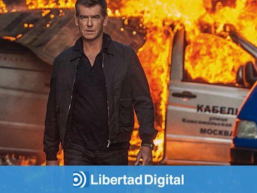 La película en la que un Pierce Brosnan de 71 años da una lección de cine de acción