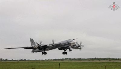 俄轟炸機飛日本海上空 意圖牽制美日