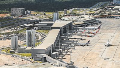 Aeroportos de BH e Florianópolis sofrem atrasos em voos após apagão cibernético