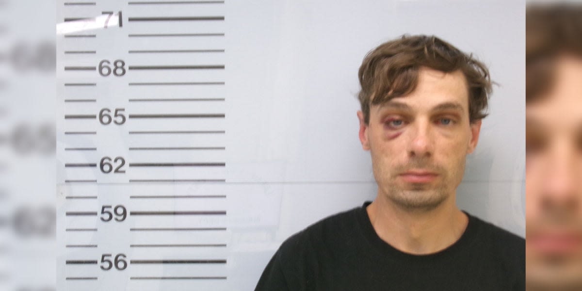 Man arrested for kicking, spitting on officers at Morgan Wallen concert