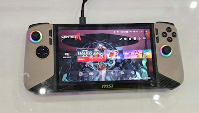 MSI Claw 8 AI + Is The 1st Windows Gaming Handheld On Intel's Lunar Lake - Gameranx