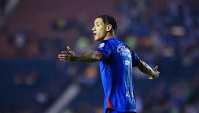 Uriel Antuna antepone clasificación de Cruz Azul a campeonato de goleo