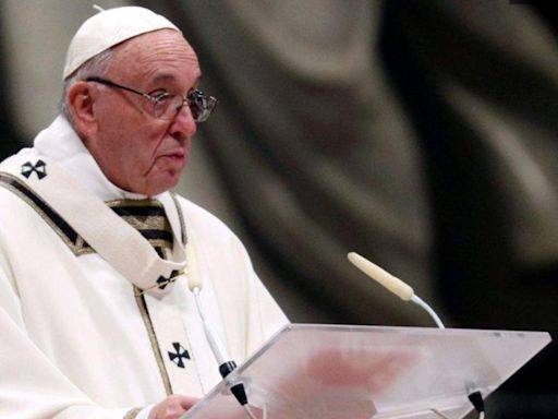 Papa Francisco pede desculpas após usar termo homofóbico em reunião: "Viadagem"