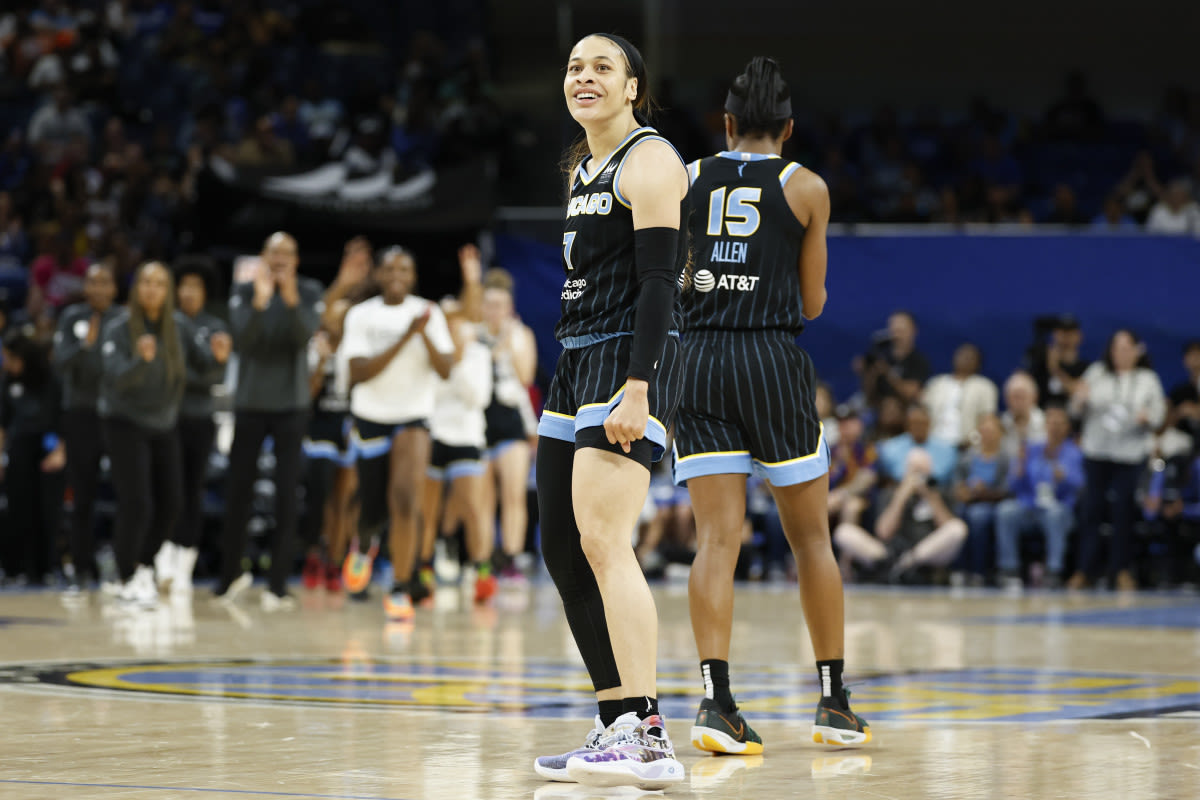 Chennedy Carter Delivers Five-Word Message to WNBA Fans