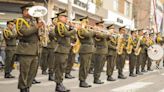 Ejército del Perú interpretó el himno chileno en Tacna en tradicional contrapunto de bandas