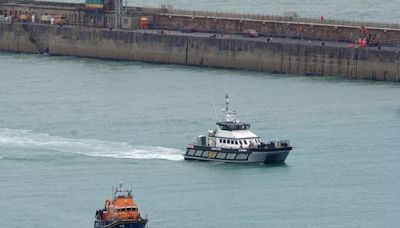 4 migrants die crossing the English Channel, French coastguard says