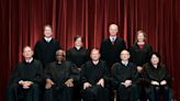 Who voted to overturn Roe v Wade and what is the political make up of the Supreme Court?