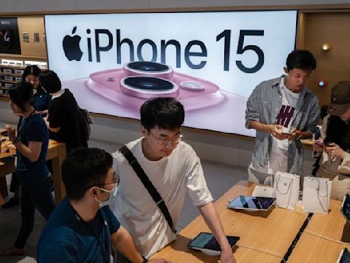Apple offers biggest-ever iPhone discounts in China as annual ‘618’ shopping festival begins | CNN Business