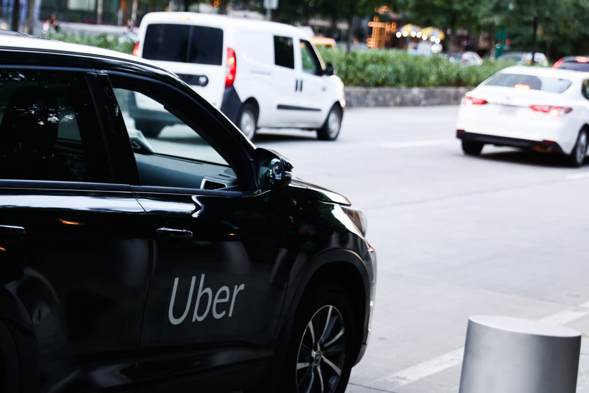 Analyst kicks off coverage of Uber amid autonomous vehicle risk