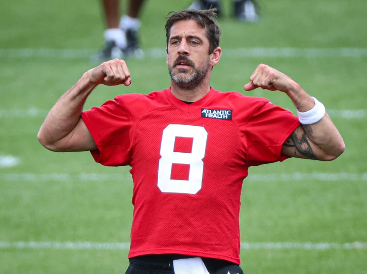 Jets’ Aaron Rodgers spotted in L.A. after mysterious minicamp absence