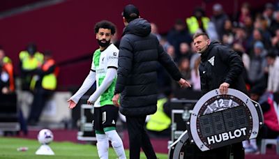 What happened between Mohamed Salah and Jürgen Klopp before Liverpool substitution?