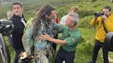 Rescatados con vida los dos espeleólogos desaparecidos en una cueva de Cantabria