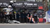 Annemiek van Vleuten crashes hard in mixed relay team time trial at UCI Road World Championships