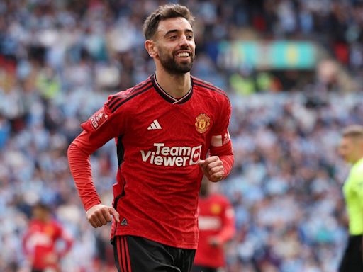 Bruno Fernandes explains what Man Utd must do to convince him to stay at Old Trafford - but captain insists he doesn't want to leave | Goal.com