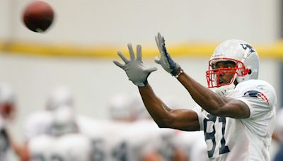 Patriots Rookie Is 'Mossing Defenders' at Training Camp