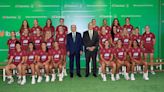 El presidente de Iberdrola anima a la selección femenina a reeditar en París el éxito de Australia y Nueva Zelanda