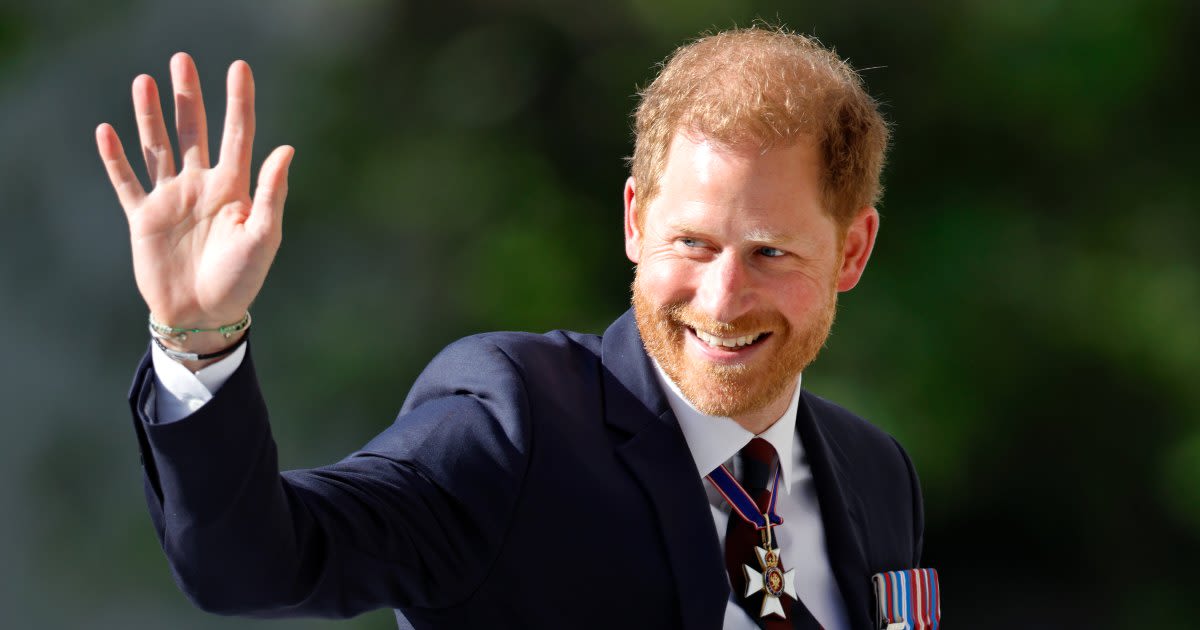 Prince Harry Smiles, Greets Fans After King Charles’ Snub