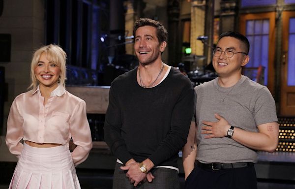 Sabrina Carpenter and Jake Gyllenhaal Had a Cute, Supportive Moment at the End of 'Saturday Night Live'