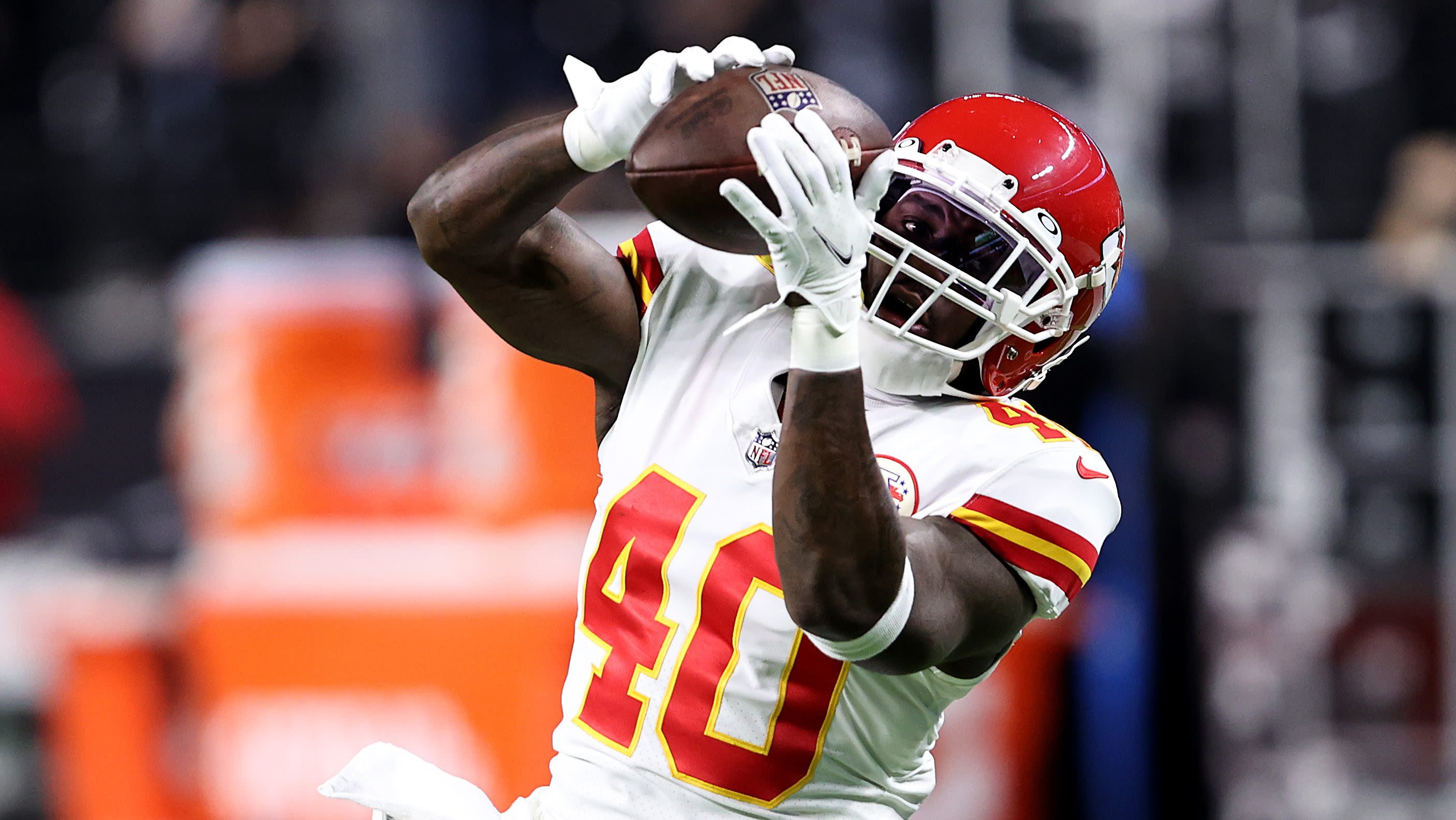 Former Chiefs Fan Favorite’s Cryptic Post Hints at Possible Return