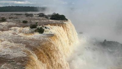 Cataratas do Iguaçu registram vazão impressionante