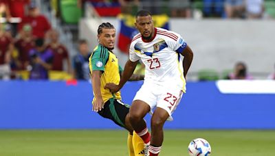 Salomón Rondón: "Contento por lo de hoy, pero ya pensando en Canadá"