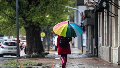 Lluvia y alerta por frío extremo: el pronóstico del tiempo para el fin de semana para CABA y el resto del país