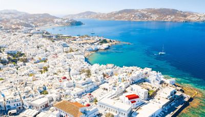 The 14 Best Hotels In Mykonos For Nightlife, Romance And More