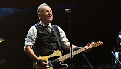 Bruce Springsteen Dusts off Rarities at Asbury Park Concert