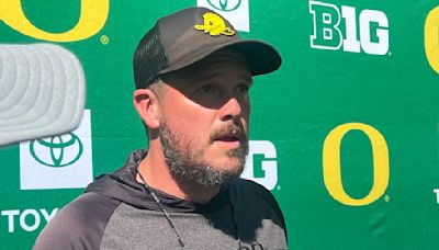 Why Oregon Ducks Coach Dan Lanning Is Emulating Crowd Noise At Practice