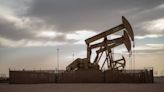 Shale Executives See Takeovers Squeezing US Oil Production