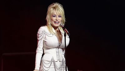 Dolly Parton Wants to Take You Back in Time With the Dolly Parton Experience