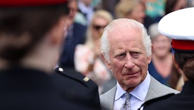 Charles III : ces trois mots bouleversants du roi qui en disent long sur la situation avec Harry