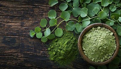 Moringa: el superalimento que tiene 25 veces más hierro que las espinacas y que ayuda a prevenir el envejecimiento prematuro