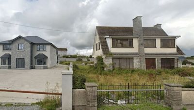 The town that lies abandoned for six months a year with homes boarded up