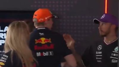 El tenso cruce entre Lewis Hamilton y Max Verstappen después de chocar en el Gran Premio de Hungría