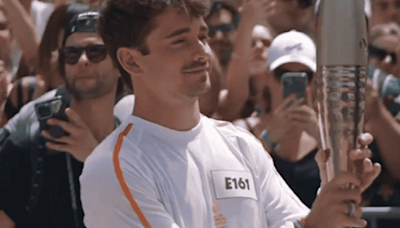 Juegos Olímpicos 2024: Charles Leclerc llevó la antorcha olímpica