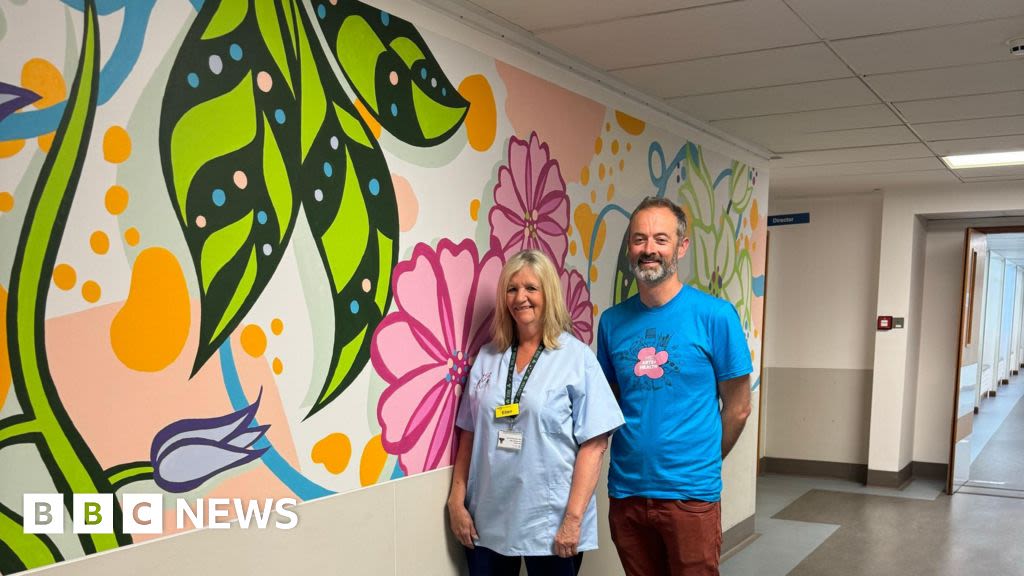 Princess Elizabeth Hospital staff help artist create mural