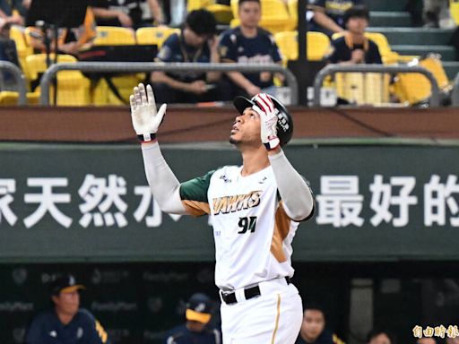 16:5大勝中信兄弟 台鋼雄鷹報一箭之仇