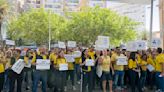 Los trabajadores de Correos en Málaga secundan la huelga convocada contra la falta de personal y la precariedad