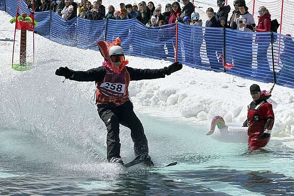 Soar, slide, splash? It’s skiers’ choice as spring’s wacky pond skimming tradition returns | Arkansas Democrat Gazette