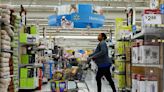 Walmart's strong forecast signals a resilient consumer