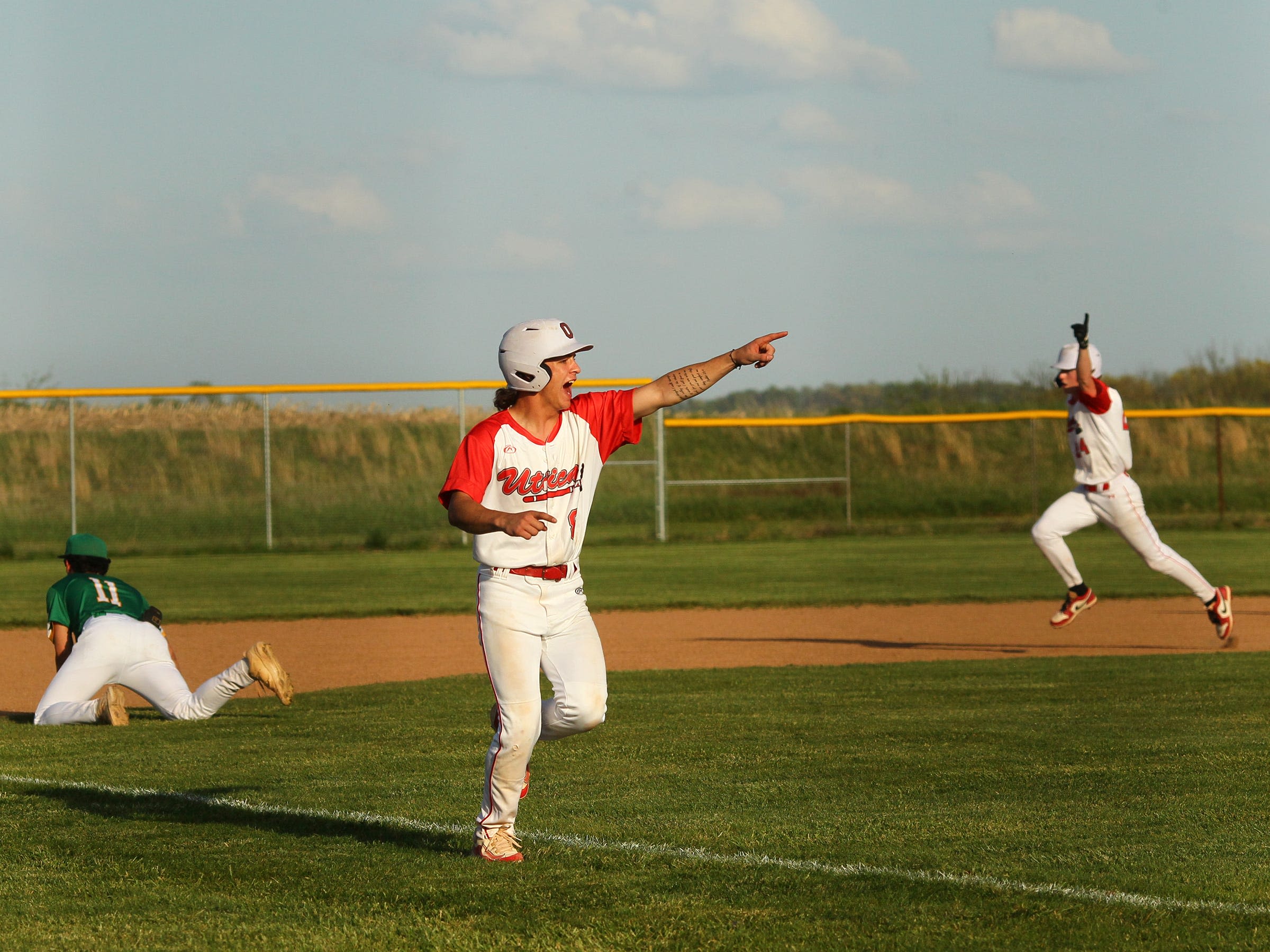 Roundup: Utica baseball rallies past Newark Catholic