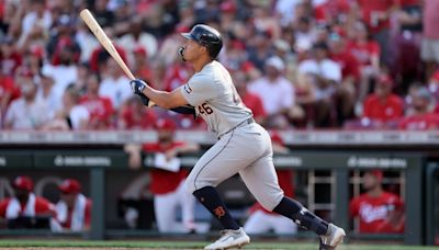 Wenceel Pérez slams a two-run homer in the eighth and Tigers rally to beat the Reds 5-3