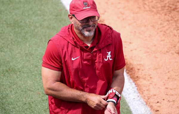 Alabama softball walks off Tennessee at super regional to set winner-take-all Game 3