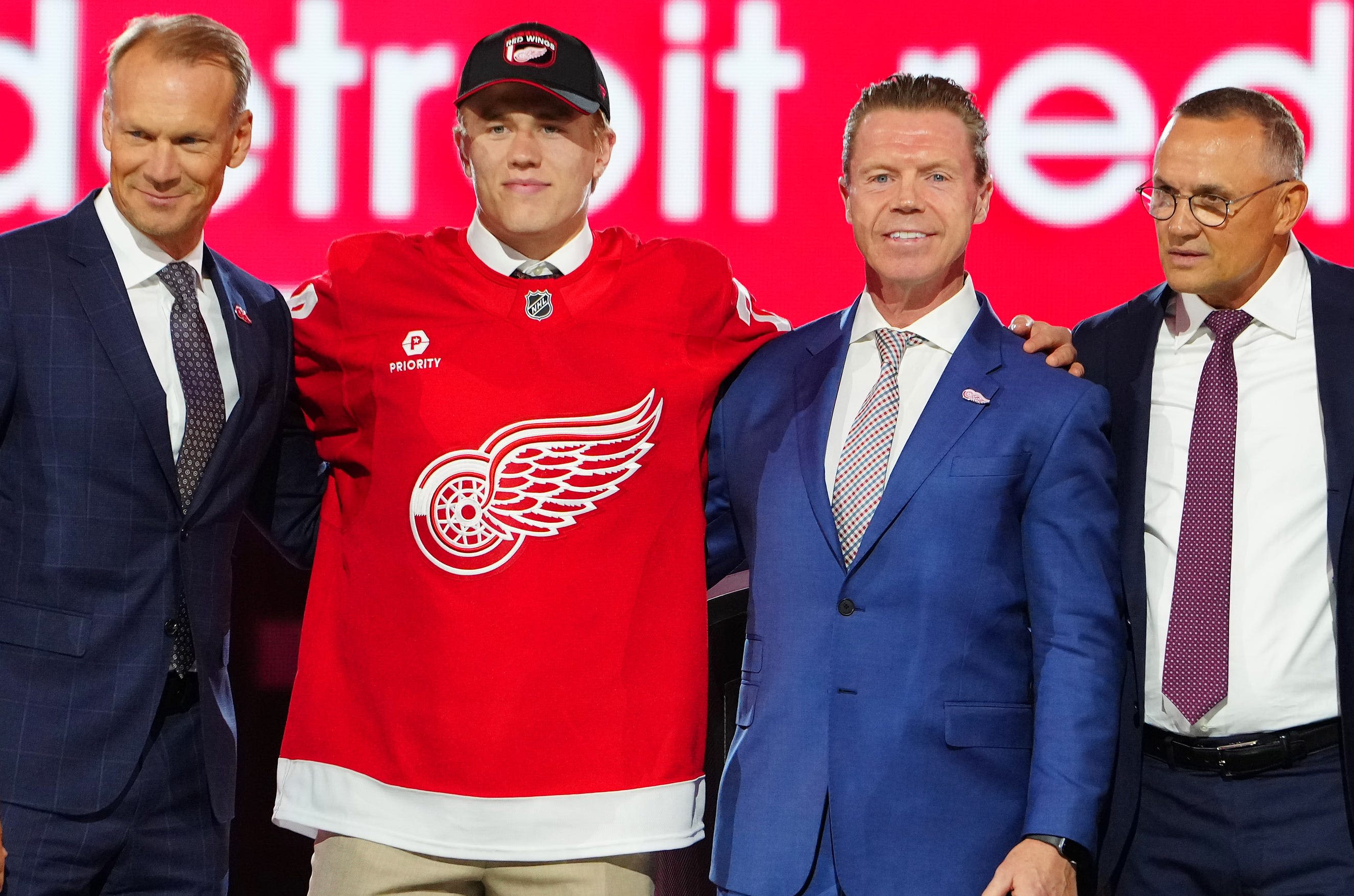 Detroit Red Wings sign 2024 first-round pick Michael Brandsegg-Nygård to entry-level deal