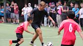 足球》日本球星本田圭佑訪台 推廣4v4兒童賽