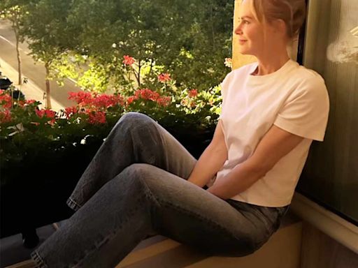 Nicole Kidman Has an Impromptu Photo Shoot in Her Hotel Room During Paris Trip with Daughter Sunday Rose