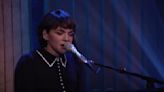 Watch Norah Jones Revisit Hit Single ‘Don’t Know Why’ on ‘Fallon’