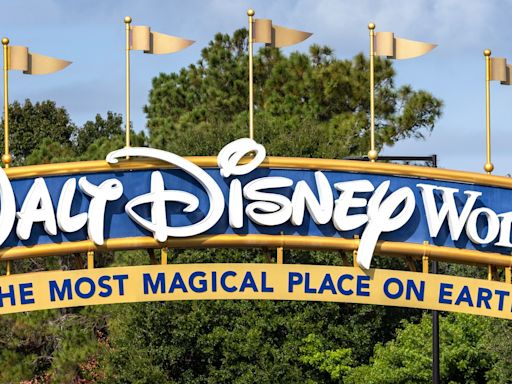 I Worked at Disney: 10 Insider Tips To Save Money on the Magic